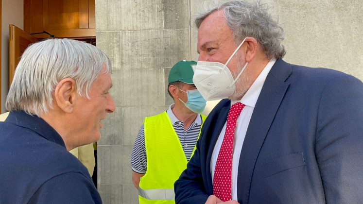Emiliano con Don Ciotti a Calimera nel ricordo di Antonio Montinaro, Rocco Di Cillo, Vito Schifani, Giovanni Falcone e Francesca Morvillo - Corriere Salentino