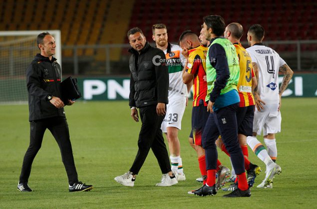 Il Lecce resta in B. 1-1 il risultato contro il Venezia - Corriere Salentino