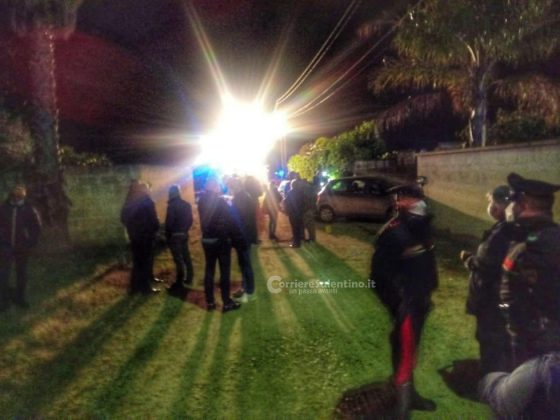 Omicidio a Copertino, ucciso maresciallo dei carabinieri in pensione: si cerca un individuo incappucciato - Corriere Salentino