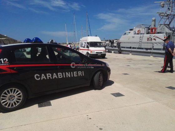 Ancora uno sbarco, oltre 50 migranti intercettati al largo di Leuca: a bordo anche donne e bambini - Corriere Salentino