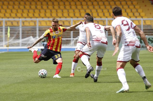 Saranno playoff, Lecce-Reggina 2-2 - Corriere Salentino