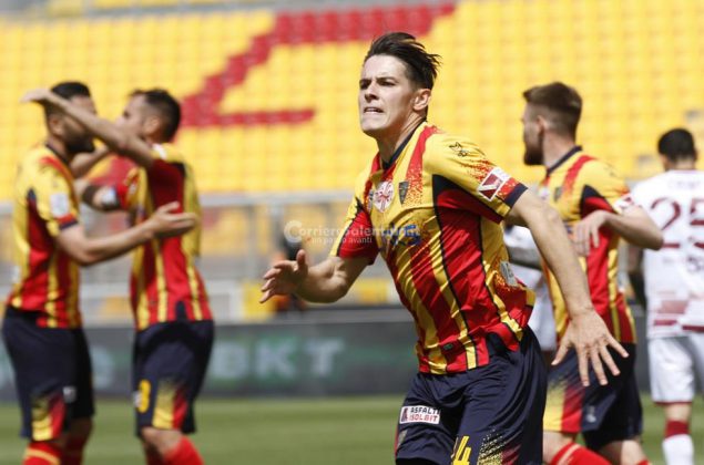 Saranno playoff, Lecce-Reggina 2-2 - Corriere Salentino
