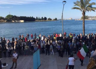 Grande partecipazione alla protesta di “Donne e Patrioti in Movimento” per la difesa dei diritti costituzionali
