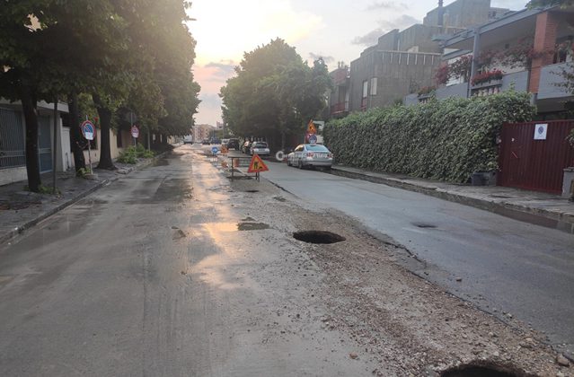 Forte maltempo si abbatte sul capoluogo: strade allagate e traffico in tilt - Corriere Salentino