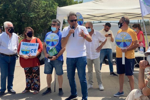 Mrs in campo, un atto di dignità per i tronchi degli ulivi colpiti dalla Xylella - Corriere Salentino