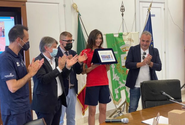 Volley, il Comune di Melendugno premia la Narconon Melendugno per la promozione in B - Corriere Salentino