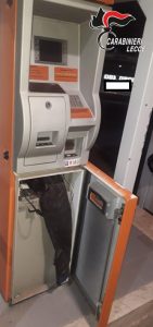 Denuncia il furto dell'auto, ma i carabinieri la ritrovano chiusa a chiave sul luogo di un tentato furto di ortaggi: in tre nei guai - Corriere Salentino