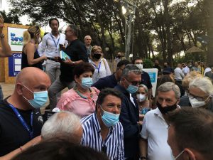 A Gallipoli si allarga la coalizione del sindaco Minerva, dopo l’adesione M5S, l’ok di Renzi. Nel centrodestra avanza l’idea di schierarsi con uno dei due candidati - Corriere Salentino