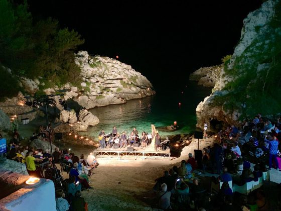 "Blue Moon", spettacolo sul mare a Marittima - Corriere Salentino