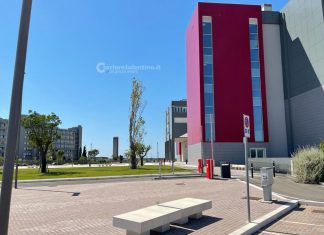 Covid, 4 ricoverati nella terapia intensiva del DEA. Pulito: “In alcuni casi dovrebbero essere in altri reparti: scriverò ai vertici”. 82 nuovi casi in Puglia 26 nel leccese