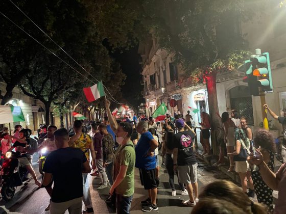 Italia in finale, la festa a Lecce fino a notte fonda - Corriere Salentino