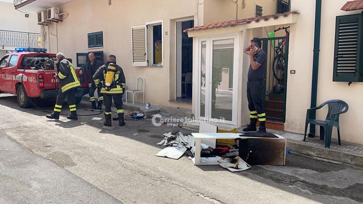 Fuga di gas dalla bombola gpl: esplosione in casa. Ustioni per bimbo di 5 anni e anziano - Corriere Salentino