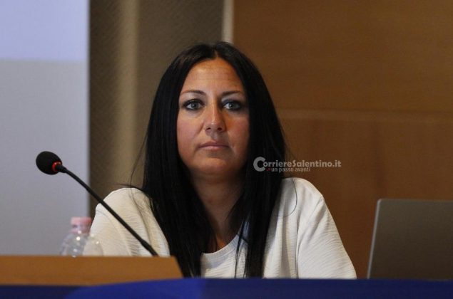 Il Lecce mette i tifosi sul cuore, presentate le nuove maglie. Ci sono novità per vecchi e nuovi abbonati - Corriere Salentino