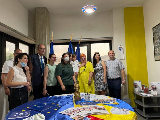 Migliaia di italiani si laureano e si specializzano all’estero. A Lecce la sede di Vasile Goldis, tra le università più importanti della Romania, con Uniformazione - Corriere Salentino