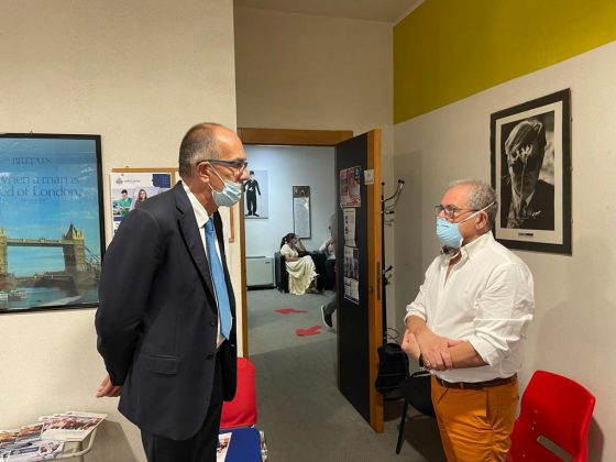 Migliaia di italiani si laureano e si specializzano all’estero. A Lecce la sede di Vasile Goldis, tra le università più importanti della Romania, con Uniformazione - Corriere Salentino