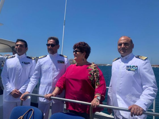 La Viceministra Teresa Bellanova in visita alla Capitaneria di Porto di Gallipoli - Corriere Salentino