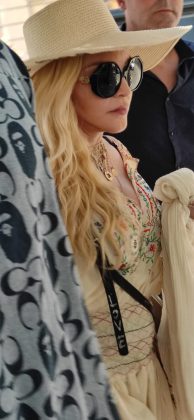 Madonna in giro per Lecce, l’arrivo in stazione filmato da pochi fortunati - Corriere Salentino