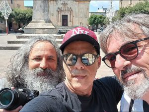 "Il maestro del cinema" Maurizio Cusano avvistato in Salento: "Grazie per l'accoglienza ricevuta" - Corriere Salentino