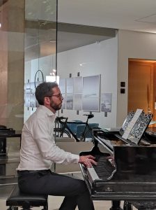 Musica da cinema e incursioni jazz: De Giorgi incanta con i suoi inediti tra musica e poesia - Corriere Salentino