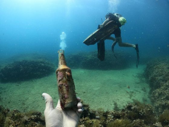 Pneumatici, bottiglie, corde e persino cerchi d'auto: i fondali della Marina di Andrano tornano puliti - Corriere Salentino