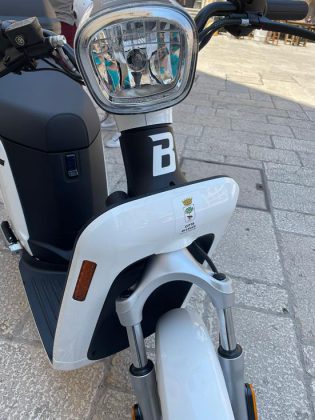 Lecce, attivo da oggi il nuovo servizio sharing con scooter elettrici - Corriere Salentino