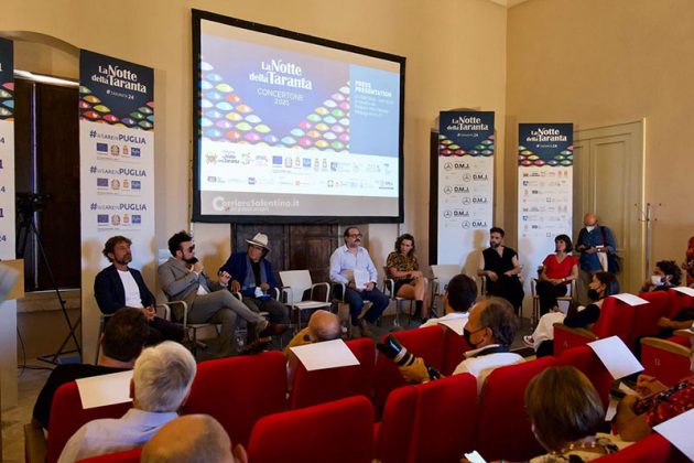 La Notte della Taranta, intreccio tradizione e innovazione. Melozzi e Madame maestri concertatori. Sul palco anche Il Volo e Al Bano. Il commosso ricordo del Maestro Durante - Corriere Salentino