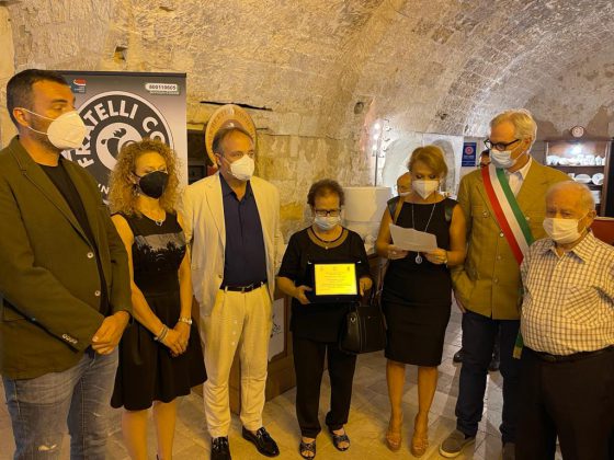 Il taglio del nastro della 49° edizione della Mostra Mercato della Ceramica Artigianale: un viaggio nella tradizione attraverso le vie del borgo di Cutrofiano - Corriere Salentino