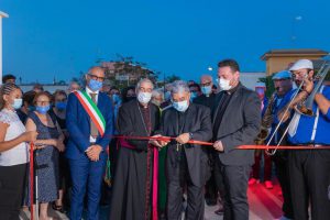 Surbo, il Cardinale Semeraro e l’Arcivescovo Seccia hanno inaugurato l’Oratorio voluto da Don Mattia - Corriere Salentino