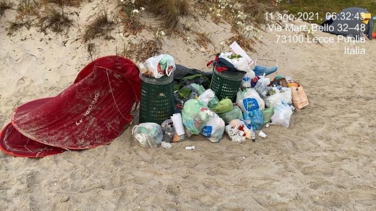 San Lorenzo, spiagge leccesi prese d’assalto. Valli: “Spettacolo indecoroso. Necessario un intervento straordinario di pulizia” - Corriere Salentino