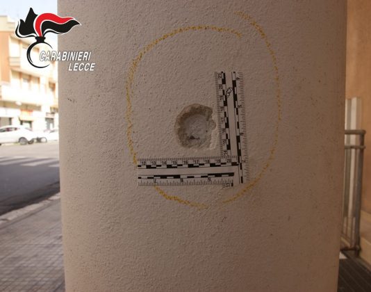 Spari all'alba: sventagliata di colpi nel centro di Gallipoli per gelosia. Fermato un 21enne - Corriere Salentino