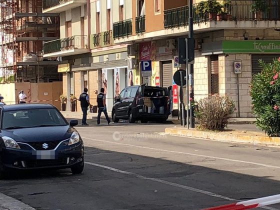 Spari all'alba: sventagliata di colpi nel centro di Gallipoli per gelosia. Fermato un 21enne - Corriere Salentino