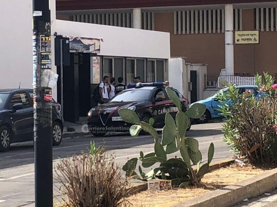 Spari all'alba: sventagliata di colpi nel centro di Gallipoli per gelosia. Fermato un 21enne - Corriere Salentino