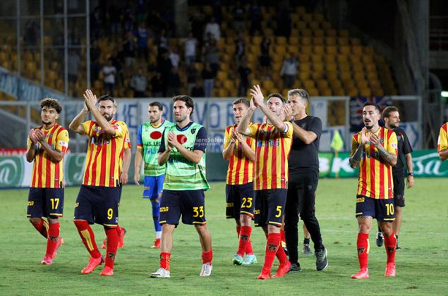 Brodino al Via del Mare, pareggio tra Lecce e Como - Corriere Salentino