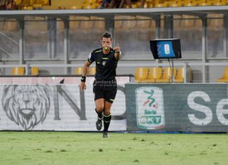 Il fischietto romano Marchetti per la quinta volta al Via del Mare. Buono il bilancio dei giallorossi