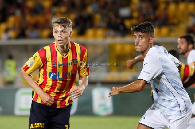 Brodino al Via del Mare, pareggio tra Lecce e Como - Corriere Salentino