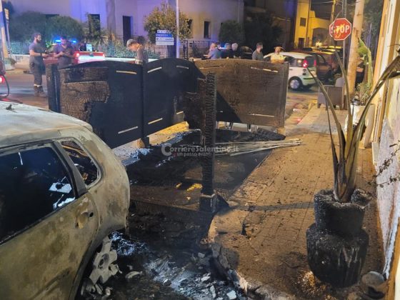 Notte di fuoco nel basso Salento: incendio danneggia due auto, bar e abitazione. Si indaga sulle cause - Corriere Salentino