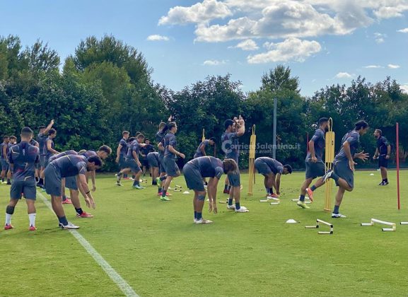 Una giornata con il Lecce. All’Acaya Golf Club dal campo agli spogliatoi, ecco cosa fanno i giallorossi - Corriere Salentino