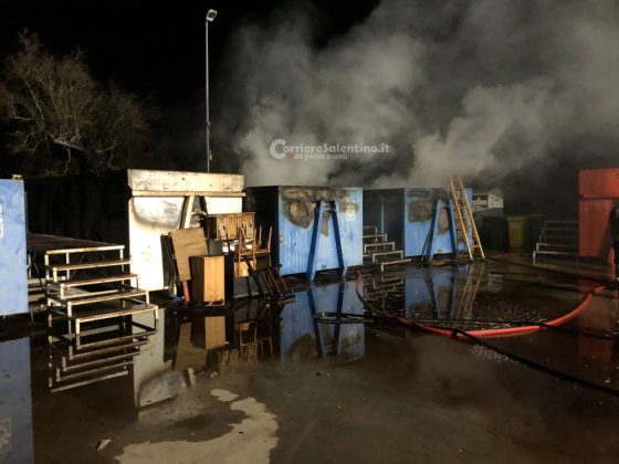 Un cortocircuito scatena le fiamme nell'Ecocentro di Andrano, finestre chiuse per tutta la notte - Corriere Salentino