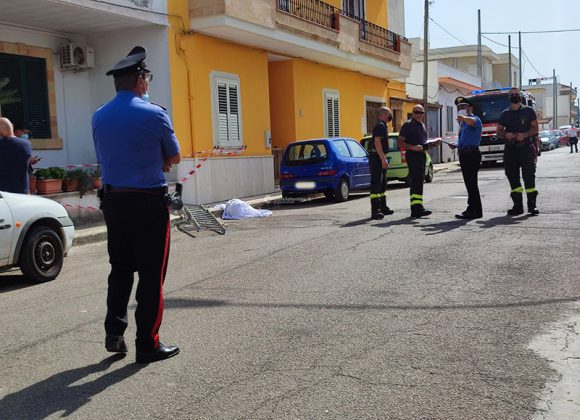 Ancora un drammatico incidente sul lavoro, operaio cade con la scala e muore. Terza vittima in pochi giorni - Corriere Salentino