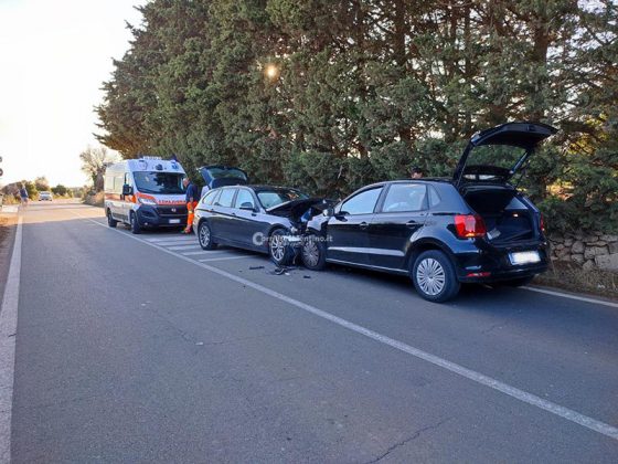 Scontro frontale sulla provinciale: due feriti in ospedale - Corriere Salentino