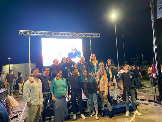 Nardó, Mellone in piazza carica i suoi: “Essere senza tessere e appartenenze dà fastidio, ma è la nostra forza. I nostri avversari incapaci perfino di amministrare un condominio” - Corriere Salentino