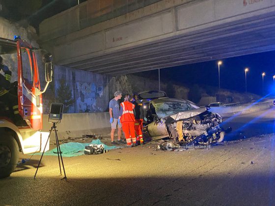 Precipita dal ponte della tangenziale con l'auto e si schianta: muore ex sindaco - Corriere Salentino