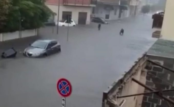 Violenta ondata di maltempo si abbatte sul Salento. Nardò la più colpita: strade allagate e danni - Corriere Salentino
