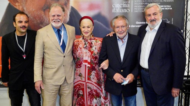 Bif&st, Emiliano alla premiazione di Helen Mirrer e Taylor Hackford - Corriere Salentino