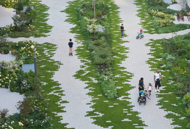Cambiamenti climatici, Piazza San Michele Arcangelo diventa più verde e “permeabile” - Corriere Salentino