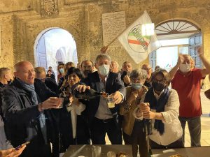 Vittorie schiaccianti per i sindaci dei centri più popolosi: bis per Mellone a Nardò, Minerva a Gallipoli e Ciccarese Gorgoni a Cavallino. Vince ancora Taurino a Trepuzzi - Corriere Salentino