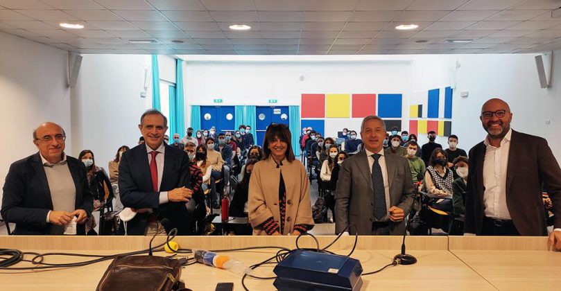 Medicina e chirurgia: al via le lezioni del nuovo corso di laurea - Corriere Salentino