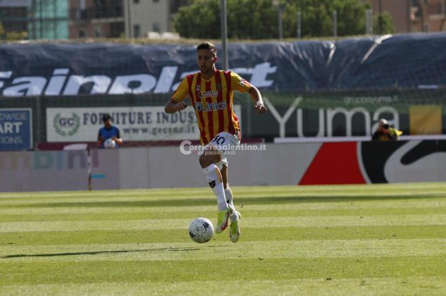 Lecce grande per un’ora. A Strefezza risponde Iliev, nel finale Coda sciupa il gol vittoria da due passi - Corriere Salentino