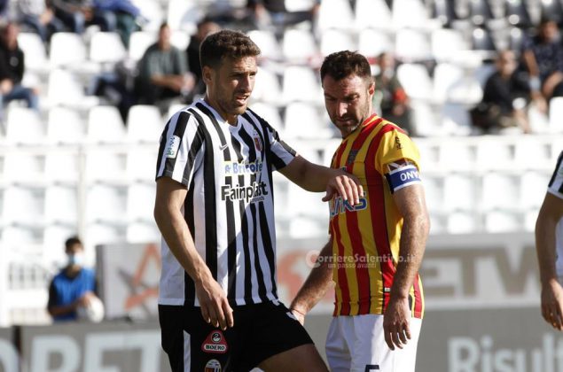 Lecce grande per un’ora. A Strefezza risponde Iliev, nel finale Coda sciupa il gol vittoria da due passi - Corriere Salentino