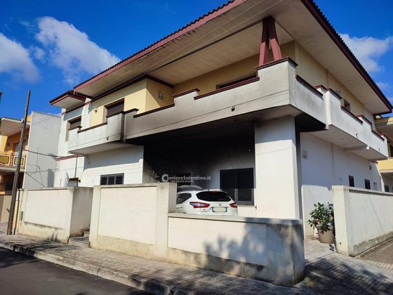 L'ultimo comizio, poi le fiamme: inquietante intimidazione a poche ore dal voto nel basso Salento - Corriere Salentino